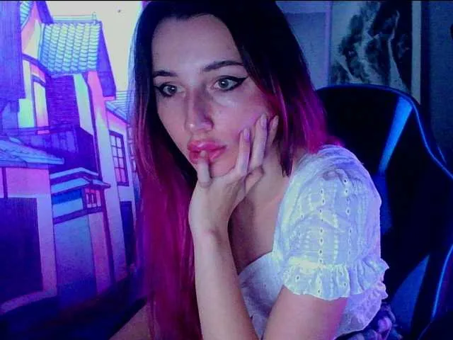 Live sex webcam photo for ElsieLove #271180059