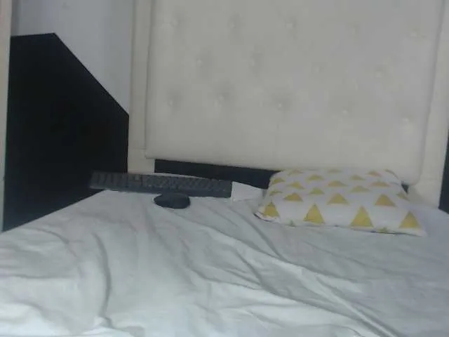 Live sex webcam photo for issabellaaf #271189349