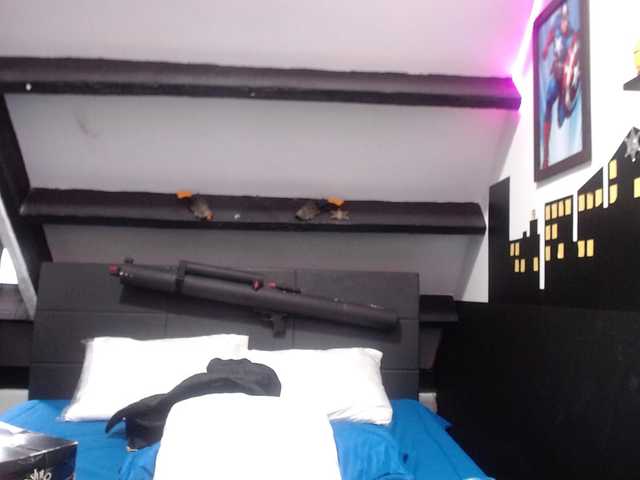 Live sex webcam photo for eva-hot #271189468