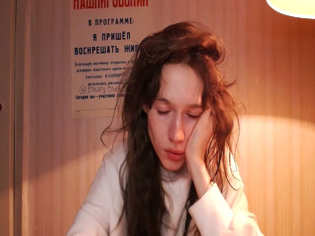 Live sex webcam photo for Aniaaa_ #271185361