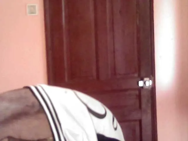 Live sex webcam photo for AfricasDiamon #271180813