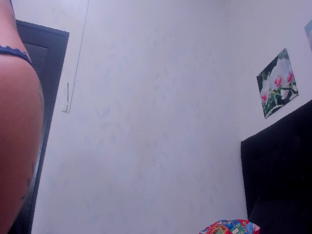 Live sex webcam photo for sophy_ink #271183337