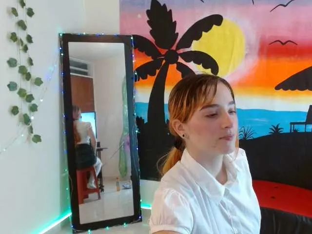 Live sex webcam photo for ahsley-jenner #271184535