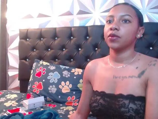 Live sex webcam photo for Katty-Kleivin #271188099