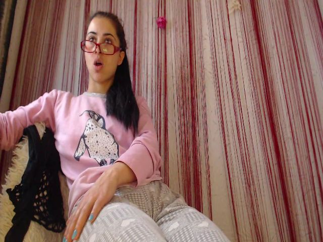 Live sex webcam photo for HOT_ALIAN #271181240