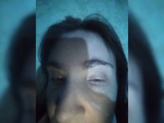 Live sex webcam photo for Semarar #271175728