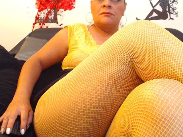 Live sex webcam photo for TrishaX #271206887