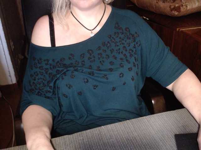 Live sex webcam photo for Alisa1917 #271201969