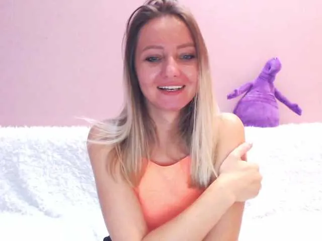 Live sex webcam photo for Gamora- #271193170