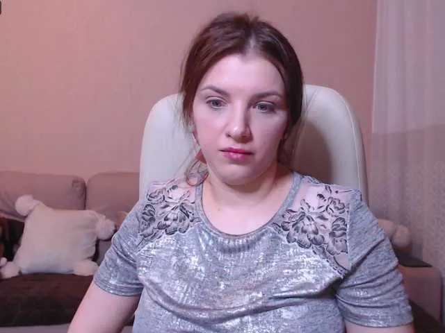 Live sex webcam photo for RennaHart #271193183