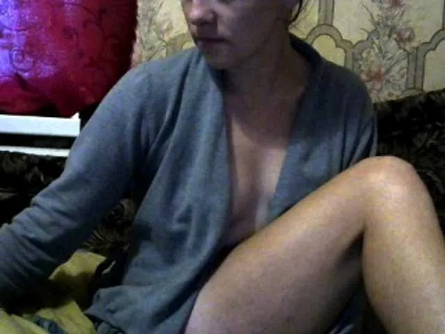 Live sex webcam photo for REPTILIAY #271198151