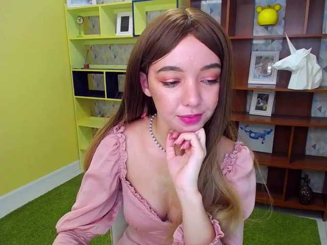 Live sex webcam photo for OutOfControl #271193753