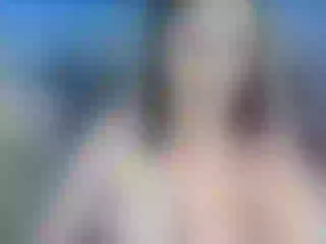 Live sex webcam photo for Alison-fire #271197962