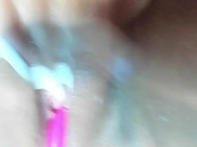 Live sex webcam photo for MollyRick #271193518