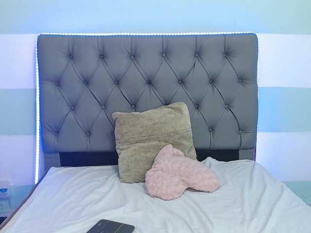 Live sex webcam photo for Isabella-Rose #271194463