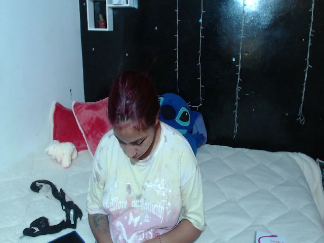 Live sex webcam photo for GiaElliot #271208765