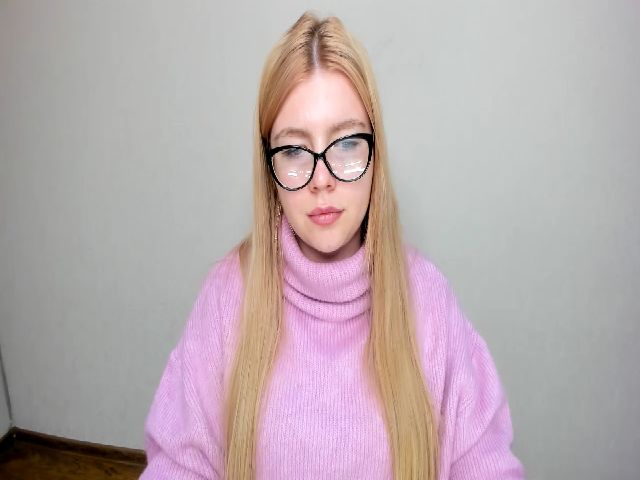 Live sex webcam photo for milafix #271196153