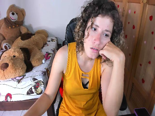 Live sex webcam photo for Laura_amy #271195322