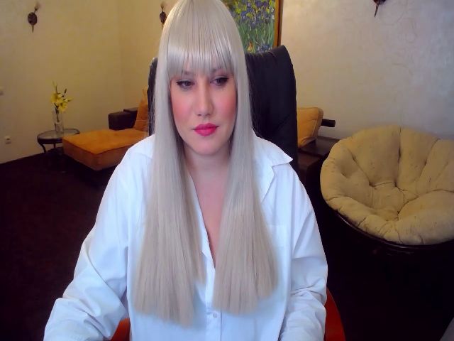 Live sex webcam photo for VeritableGirl #271197275