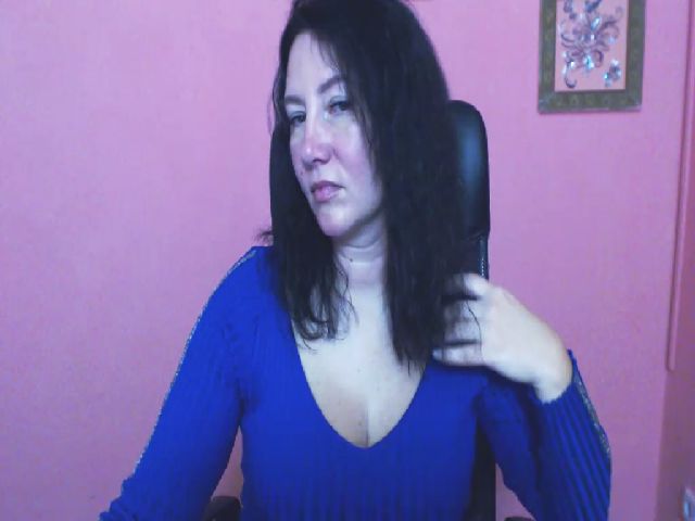 Live sex webcam photo for LexiFox_ #271203391