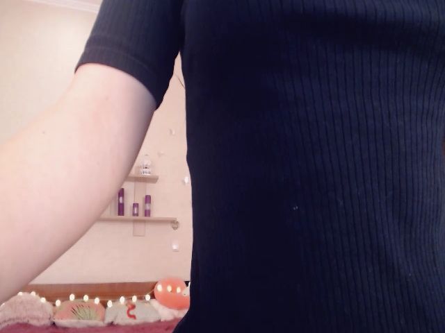 Live sex webcam photo for JessieBree #271200756