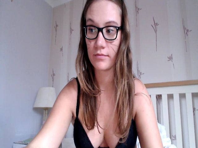 Live sex webcam photo for JennyMFC #271203687