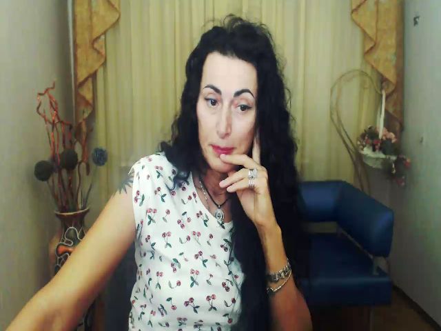 Live sex webcam photo for AishaVivaV #271200920