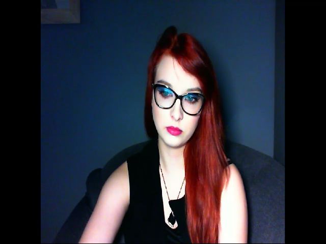 Live sex webcam photo for VirginLuna18 #271203742