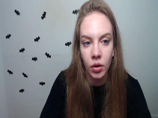 Live sex webcam photo for HappySecret_ #271207836
