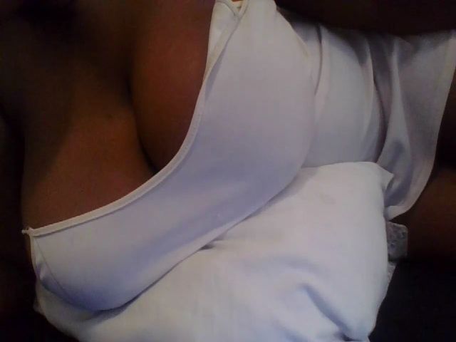 Live sex webcam photo for TheMajestibbb #271200917