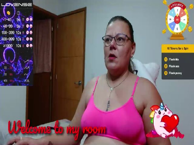 Live sex webcam photo for Georgette3 #271209144