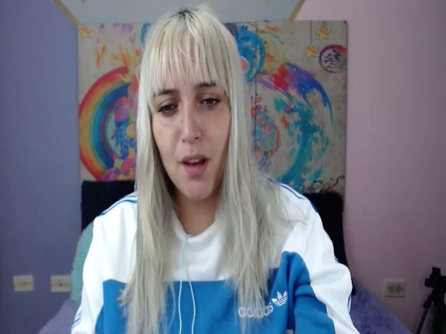 Live sex webcam photo for Anyela_bubble #271195034