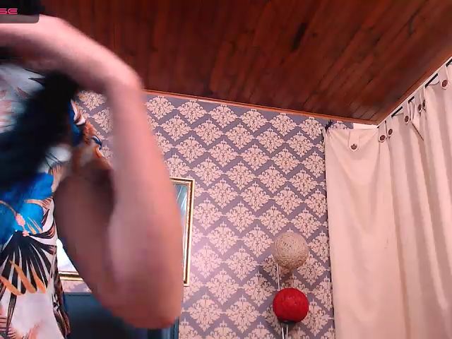 Live sex webcam photo for Naughtty_Doll #271205295