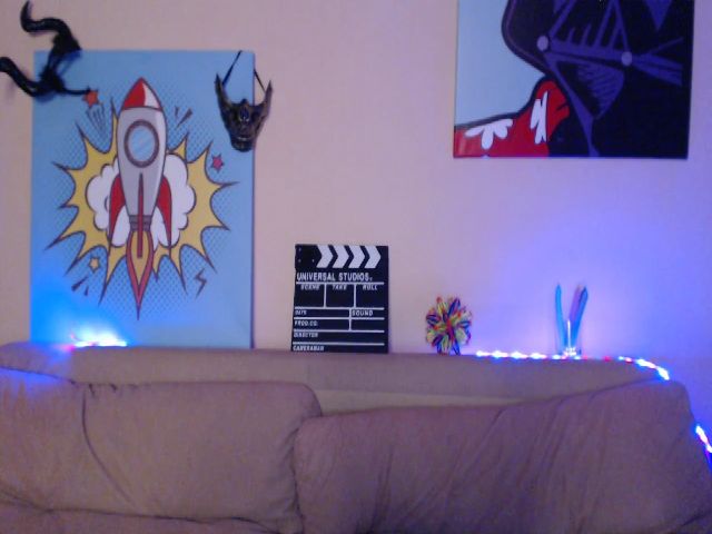 Live sex webcam photo for AliceOk #271209221