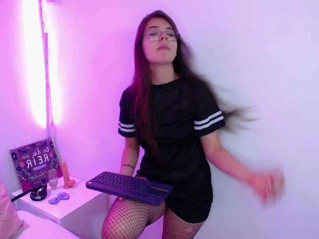 Live sex webcam photo for stephaa #271198584