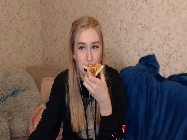 Live sex webcam photo for Honey_dream #271195661