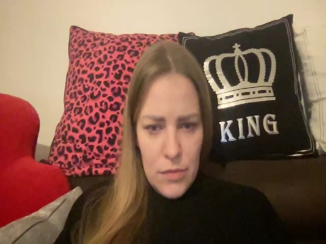 Live sex webcam photo for AnnaDiamond1 #287889195