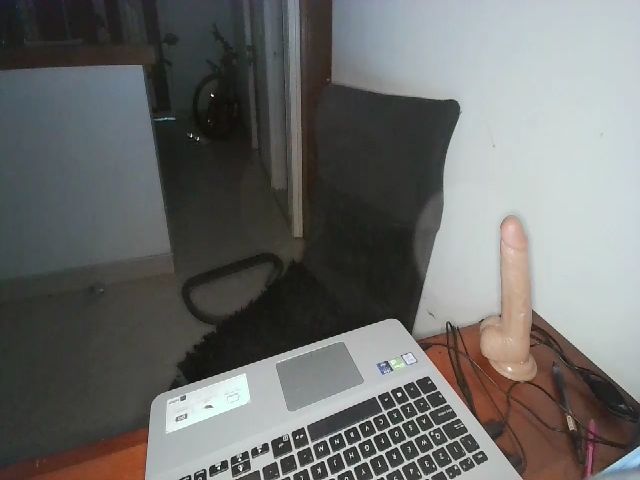 Live sex webcam photo for Aliciadnise #271196205