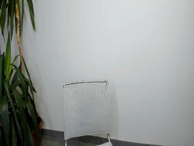 Live sex webcam photo for Lola_vi #271207913