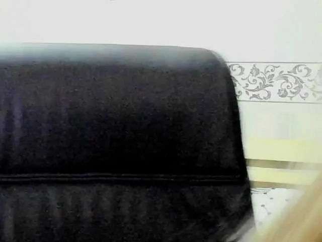 Live sex webcam photo for SmokingWoman #271205896