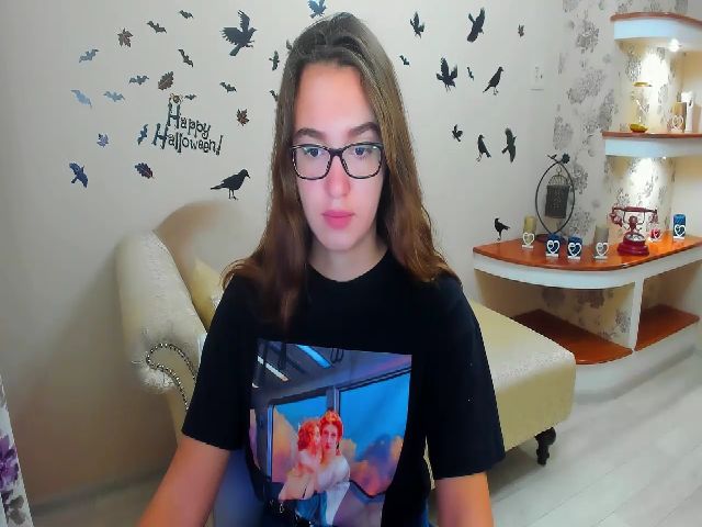 Live sex webcam photo for Littlee_Devil #271202566