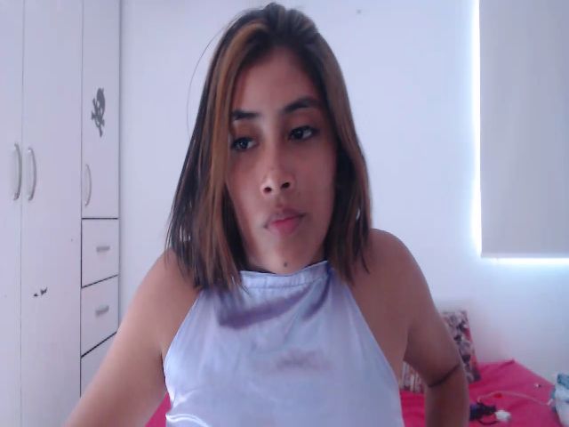 Live sex webcam photo for ly_lucy #271209270