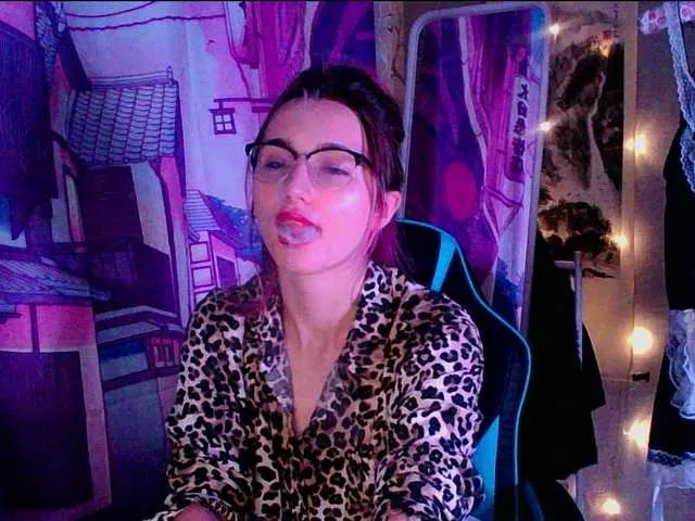 Live sex webcam photo for ElsieLove #271201862
