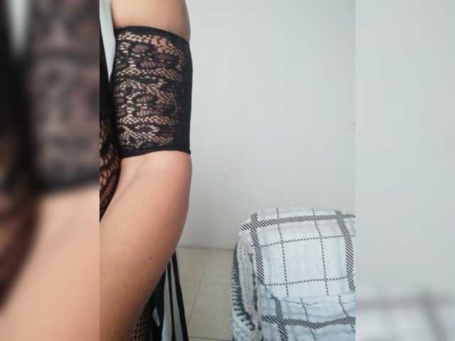 Live sex webcam photo for Teicu-black #271207365