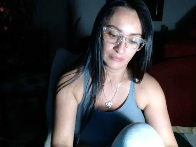 Live sex webcam photo for lunaws11 #271198030