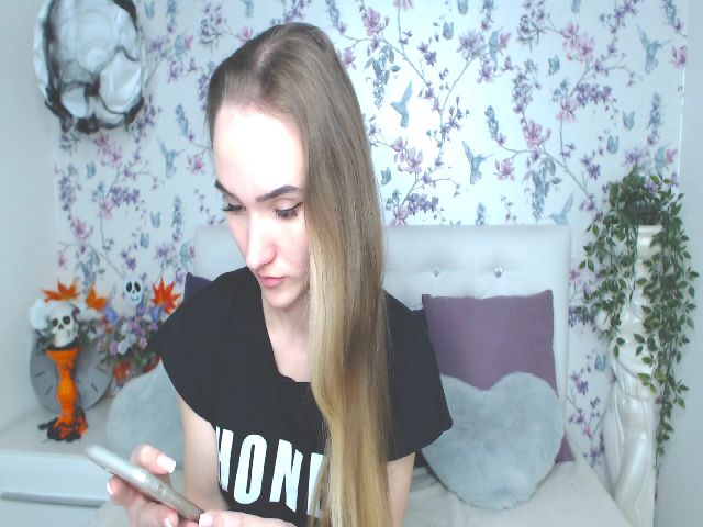 Live sex webcam photo for Your_Mystery_ #271209366