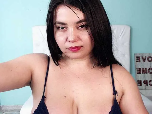 Live sex webcam photo for Ainohacarter #271206499