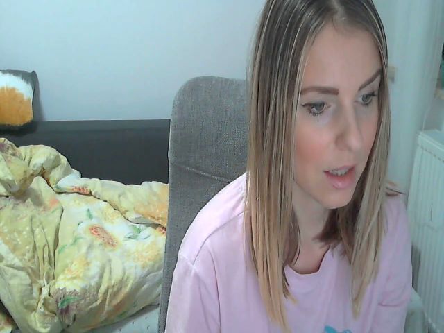 Live sex webcam photo for BdayMissKate #271204579