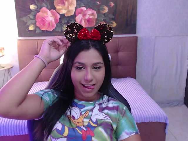 Live sex webcam photo for nina-evans #271201960