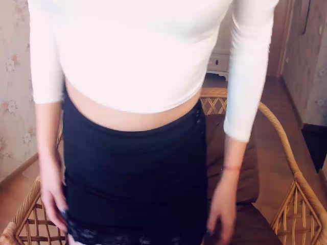Live sex webcam photo for Niki_Bestie #271202567